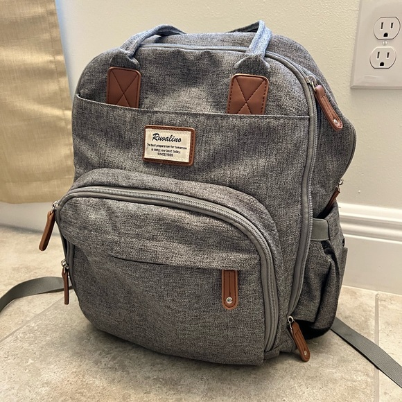Ruvalino Diaper Bag - Picture 1 of 4